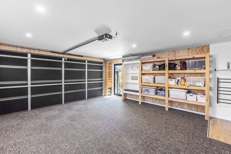 Photo of property in 16 Seagrass Place, Otaki Beach, Otaki, 5512