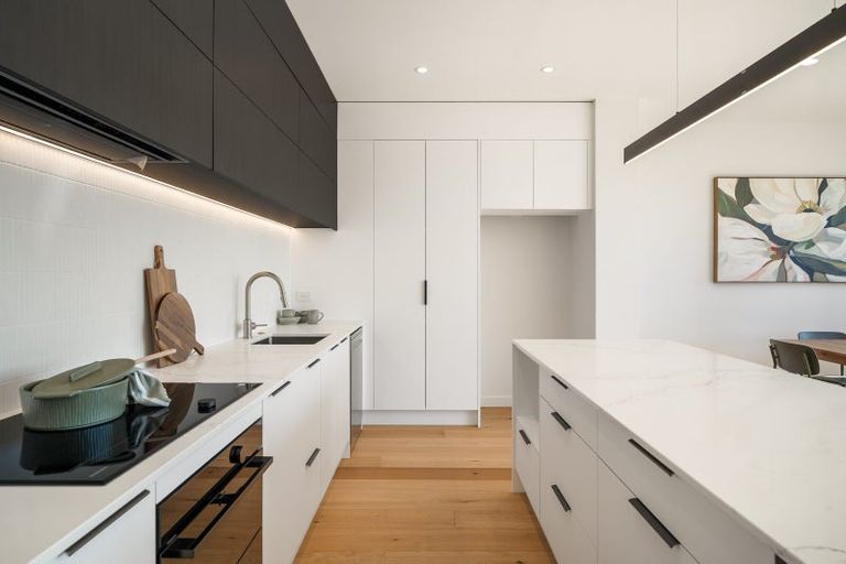Photo of property in 113 Tahingamanu Road, Hobsonville, Auckland, 0616