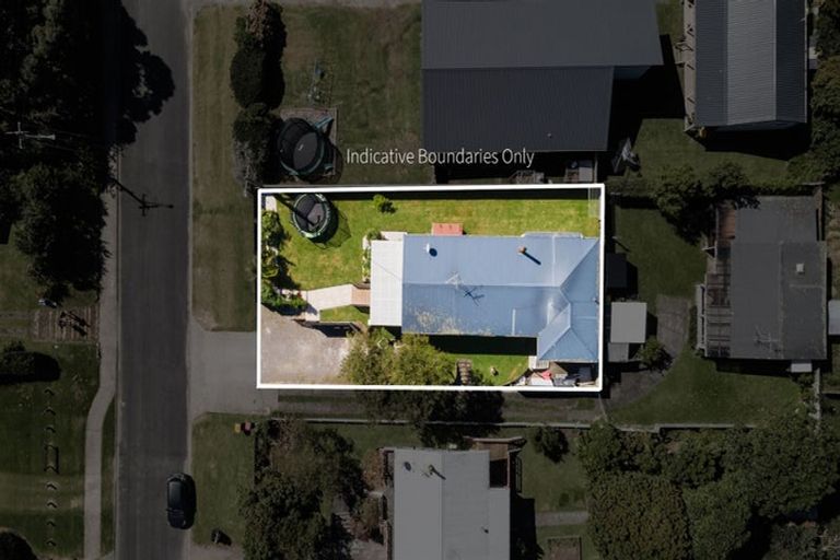 Photo of property in 72 The Crescent, Waihi Beach, 3611