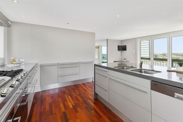 Photo of property in 13 Ettrick Grove, Papakowhai, Porirua, 5024