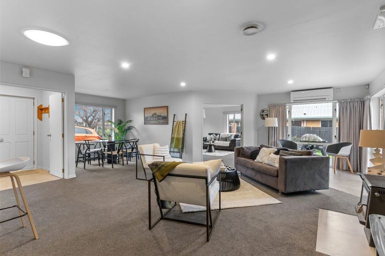 Photo of property in 16 Riverton Terrace, Halswell, Christchurch, 8025