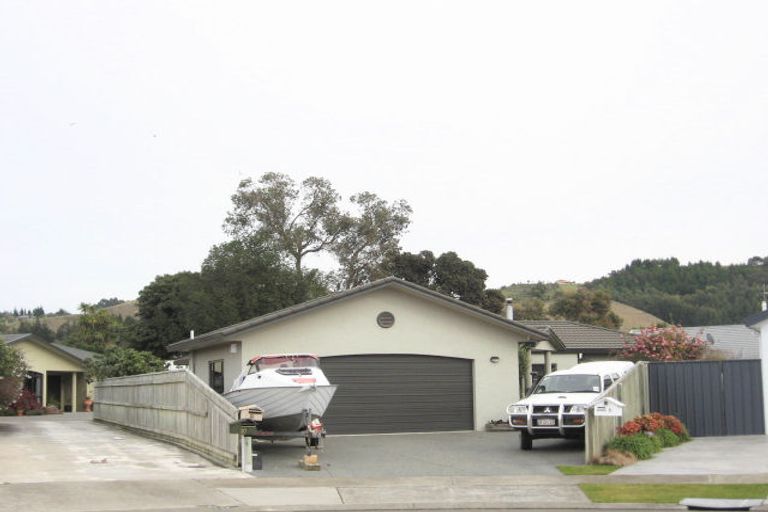 Photo of property in 8 Irene Mooney Place, Greenmeadows, Napier, 4112