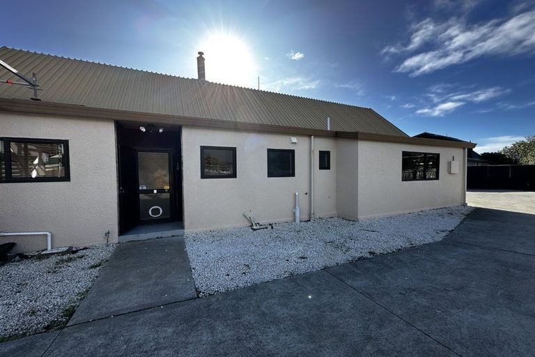 Photo of property in 1/63 Beachville Road, Redcliffs, Christchurch, 8081