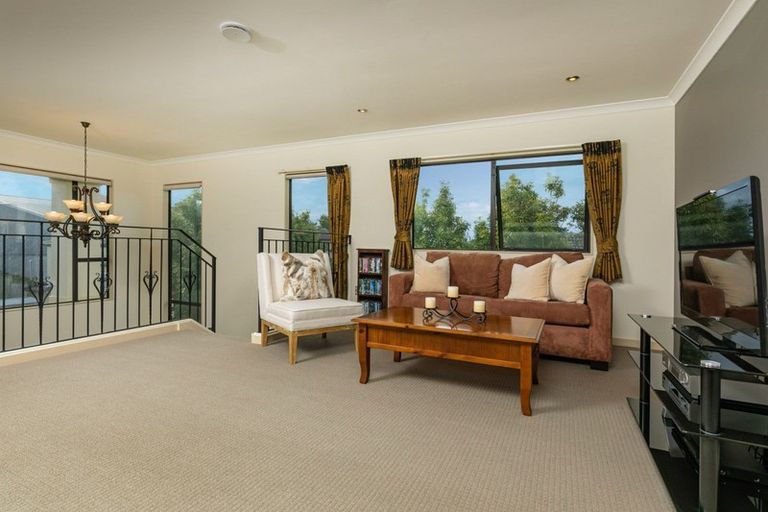 Photo of property in 30e Schnapper Rock Road, Schnapper Rock, Auckland, 0632