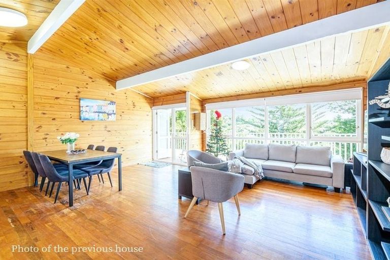 Photo of property in 137 Stredwick Drive, Torbay, Auckland, 0630