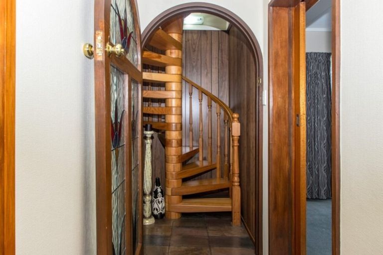 Photo of property in 14 Saint Hill Lane, Havelock North, 4130