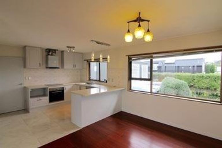 Photo of property in 4/41 Rawhiti Road, One Tree Hill, Auckland, 1061