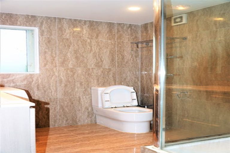 Photo of property in 238 Glenvar Road, Torbay, Auckland, 0630