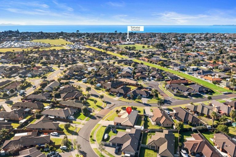 Photo of property in 1 Roxbury Place, Papamoa Beach, Papamoa, 3118