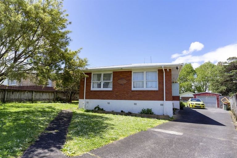 Photo of property in 39 Christmas Road, Manurewa, Auckland, 2102