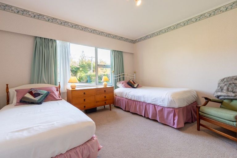 Photo of property in 163 Te Moana Road, Waikanae, 5036