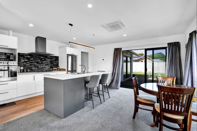 Photo of property in 3 Tangaroa Street, Waitara, 4320