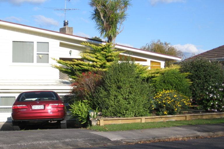 Photo of property in 63 Angelo Avenue, Howick, Auckland, 2014