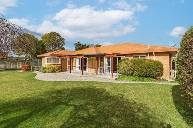 Photo of property in 4 Knightsbridge Place, Taradale, Napier, 4112