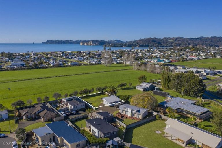 Photo of property in 44 Carina Way, Whitianga, 3510
