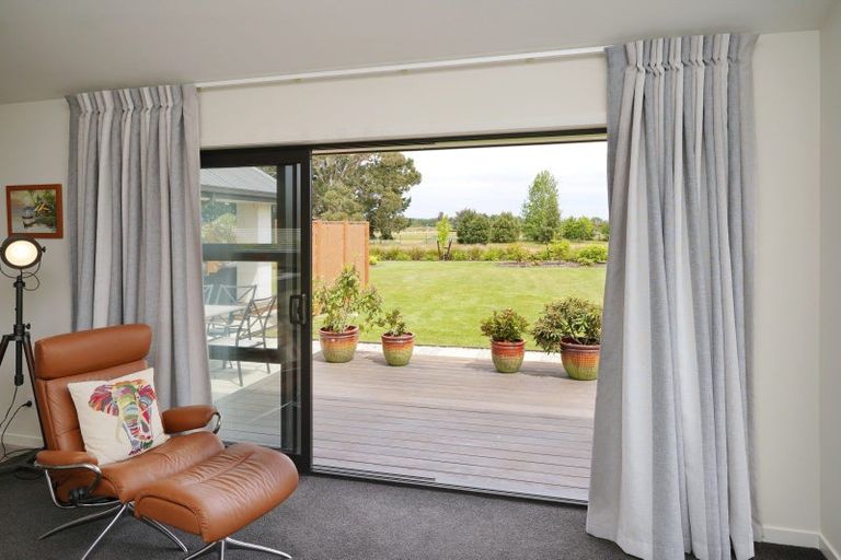 Photo of property in 11 Mara-kai Place, Pegasus, 7612