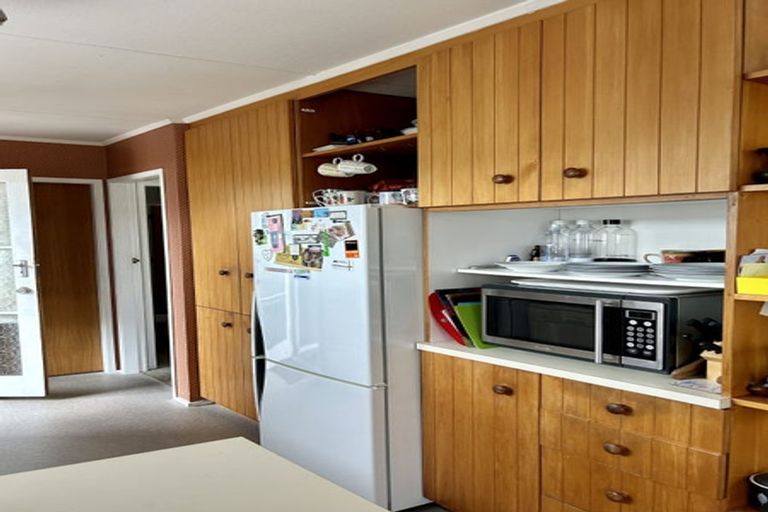 Photo of property in 48 Apollo Parade, Milson, Palmerston North, 4414