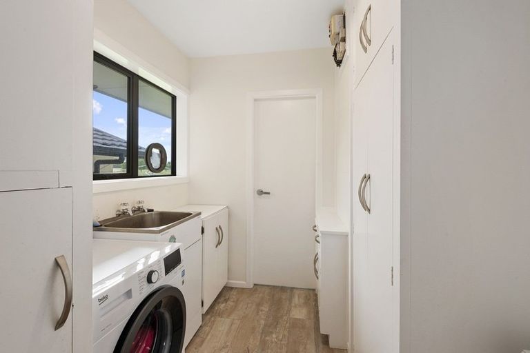 Photo of property in 275 Rangiora Woodend Road, Waikuku, Kaiapoi, 7691