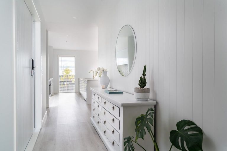 Photo of property in 51 Botanical Heights Drive, Waipahihi, Taupo, 3330