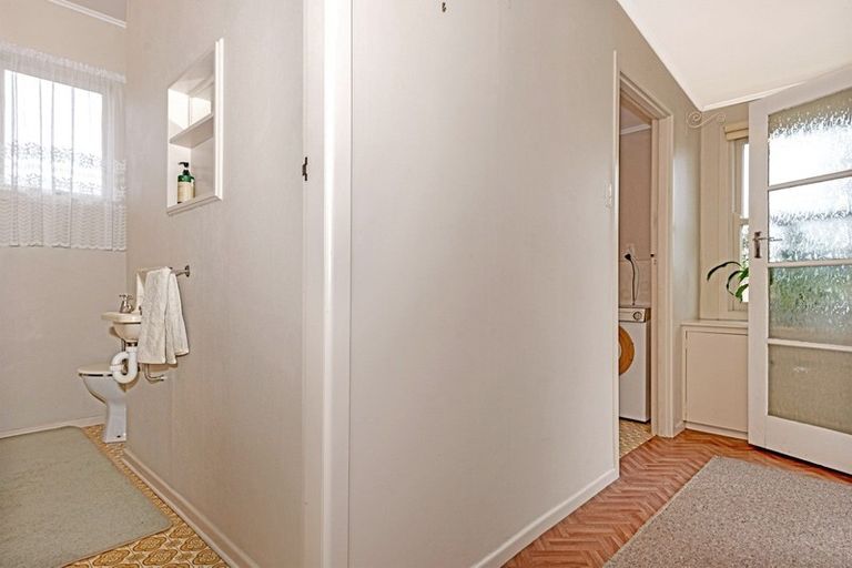 Photo of property in 12 Turenne Street, Inner Kaiti, Gisborne, 4010