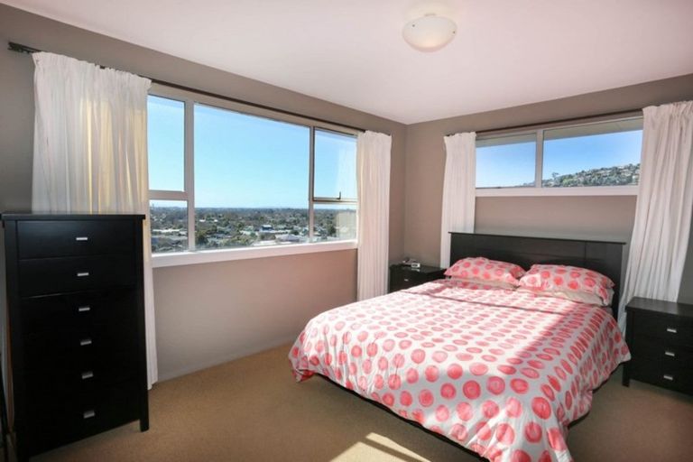 Photo of property in 11 Roseneath Place, Cashmere, Christchurch, 8022