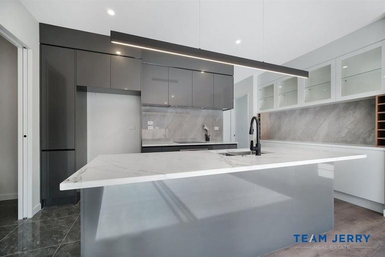 Photo of property in 81 Clarks Beach Road, Clarks Beach, 2122