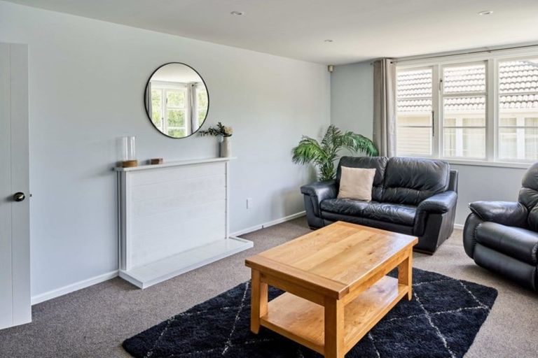 Photo of property in 31 Mungavin Avenue, Ranui, Porirua, 5024