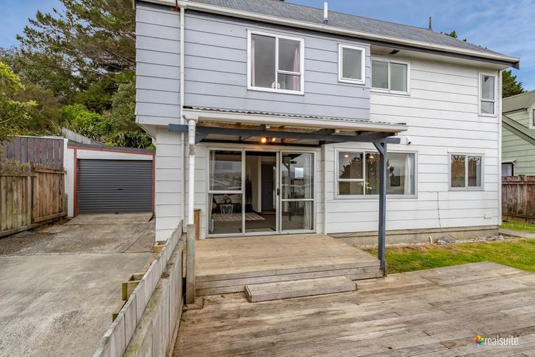 Photo of property in 3 Bobstay Lane, Whitby, Porirua, 5024