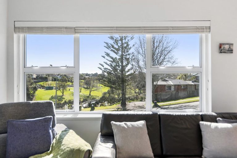 Photo of property in 80 Glencoe Road, Browns Bay, Auckland, 0630