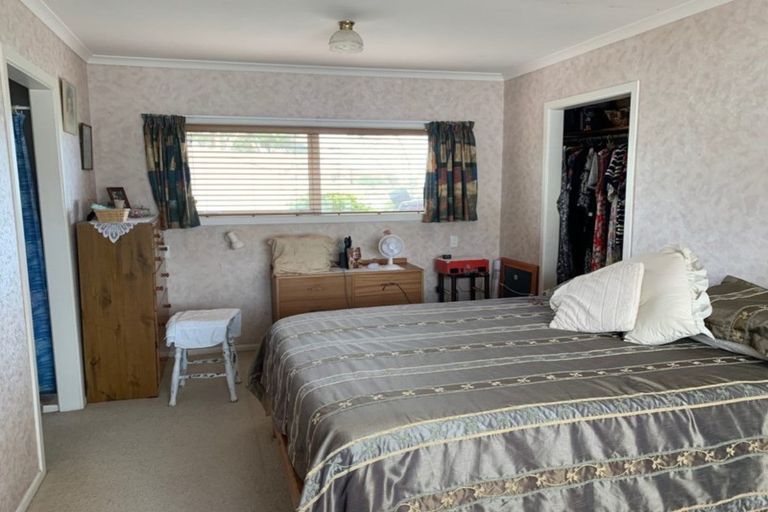 Photo of property in 4 Point Road, Mokau, 4376