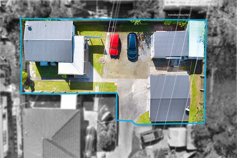 Photo of property in 1/8 Devon Street, Te Atatu South, Auckland, 0610