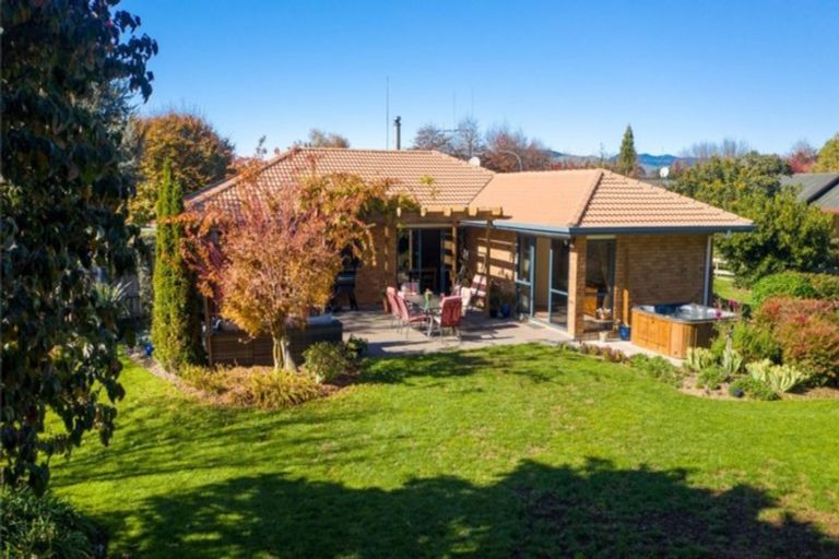 Photo of property in 1 Shadbolt Drive, Leamington, Cambridge, 3432