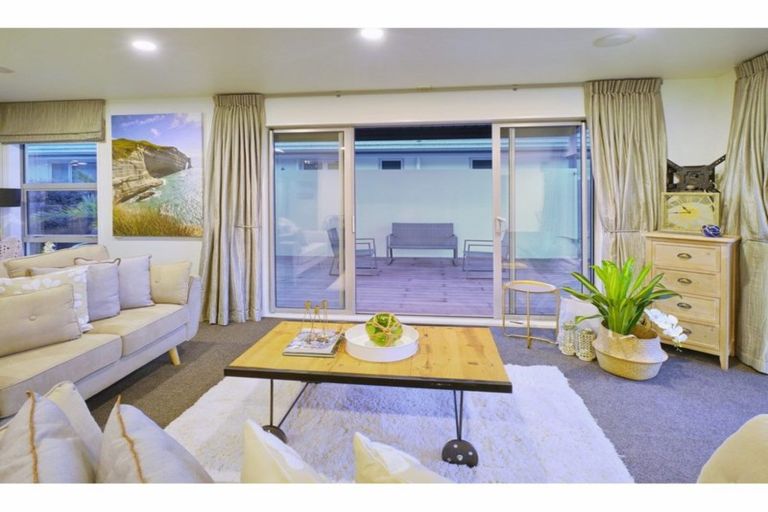 Photo of property in 546 Bower Avenue, Parklands, Christchurch, 8083