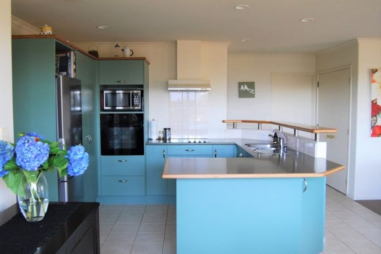 Photo of property in 5 Kihi Place, Ruakaka, 0116