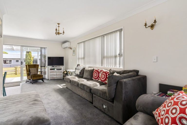 Photo of property in 104 Moa Street, Whangamata, 3620