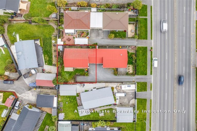 Photo of property in 2/840 Main North Road, Belfast, Christchurch, 8051