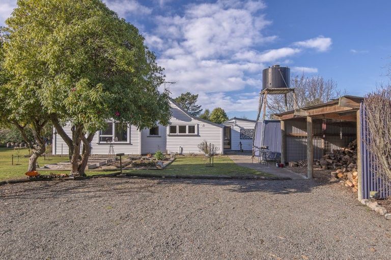 Photo of property in 3139 Coaltrack Road, Coalgate, 7673