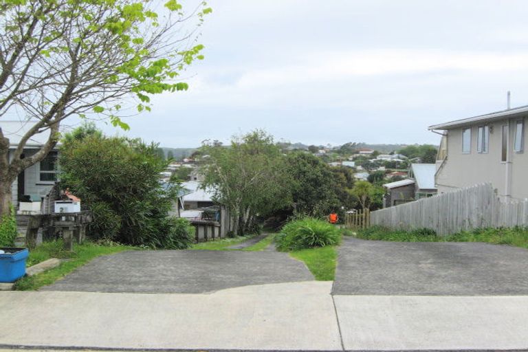 Photo of property in 23a Rakino Avenue, Manly, Whangaparaoa, 0930