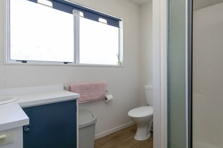 Photo of property in 7 Dorothy Drive, Acacia Bay, Taupo, 3330