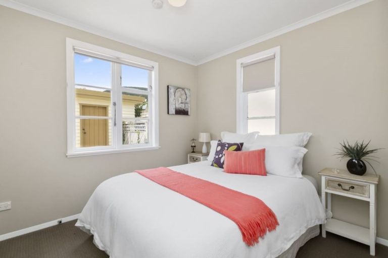 Photo of property in 10 Handyside Street, Tawa, Wellington, 5028