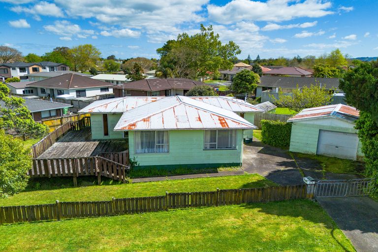 Photo of property in 9 Chantal Place, Red Hill, Papakura, 2110