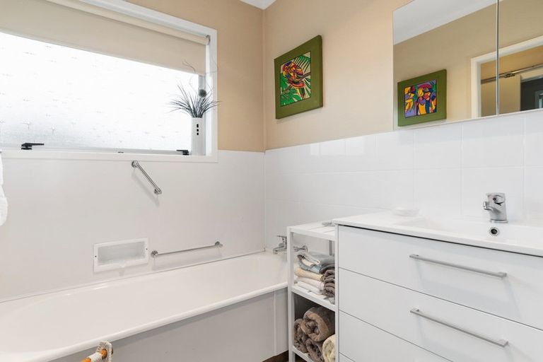 Photo of property in 403c Devonport Road, Tauranga South, Tauranga, 3112