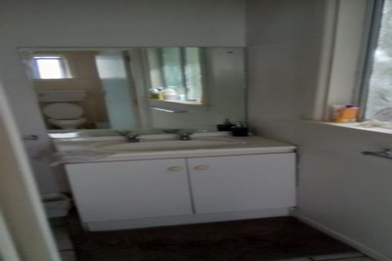 Photo of property in 57 Yaldhurst Road, Sockburn, Christchurch, 8042