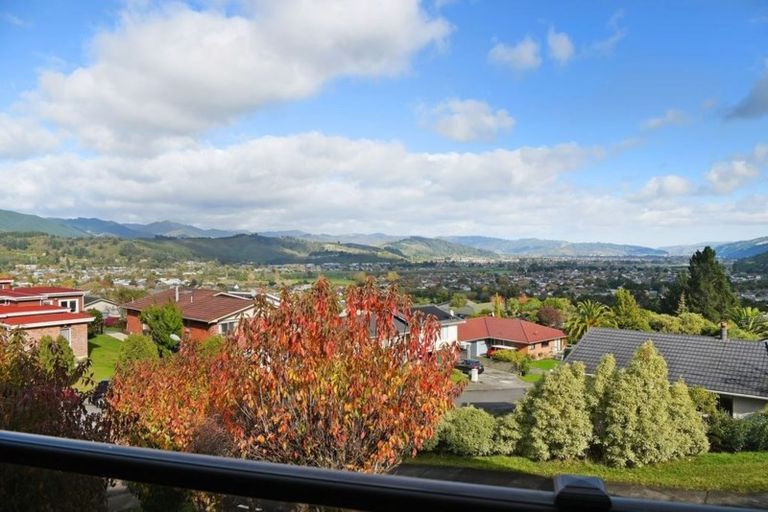 Photo of property in 19 Alleyne Court, Brown Owl, Upper Hutt, 5018