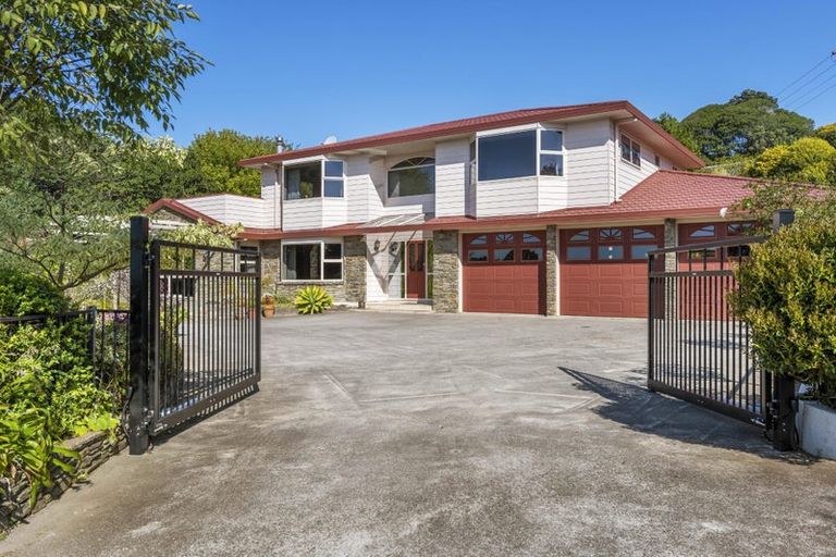 Photo of property in 333 Devon Street West, New Plymouth, 4310
