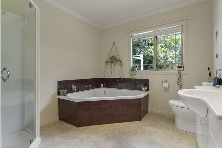 Photo of property in 8 Herbert Drive, Whangamata, 3620