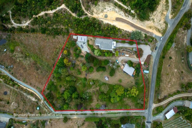 Photo of property in 109 Pomona Road, Ruby Bay, Upper Moutere, 7173