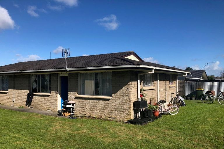 Photo of property in 18 Leith Court, Papatoetoe, Auckland, 2104