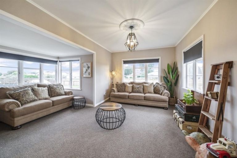 Photo of property in 38 Dixon Avenue, Hawera, 4610