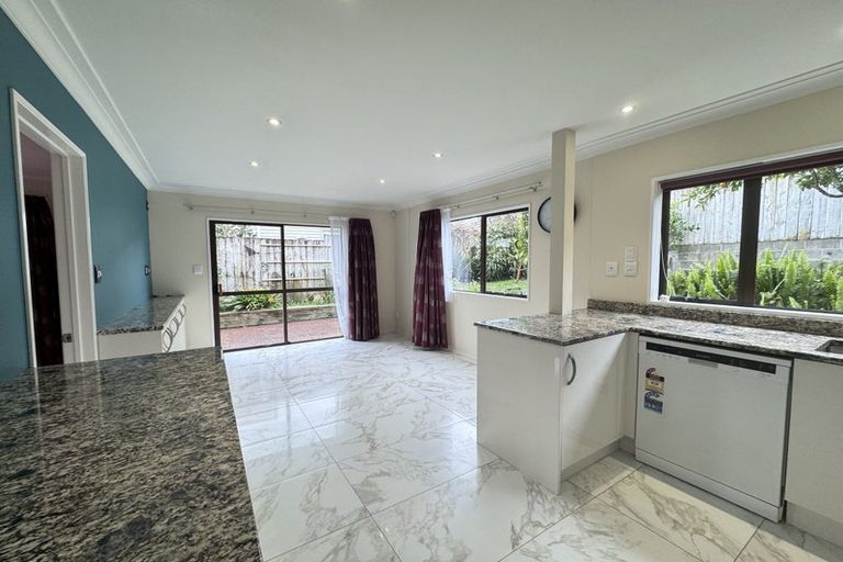 Photo of property in 20 Karetu Road, Greenlane, Auckland, 1051